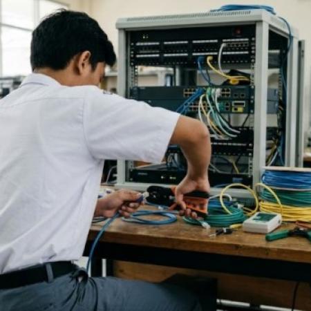 Teknik Jaringan Komputer dan Telekomunikasi